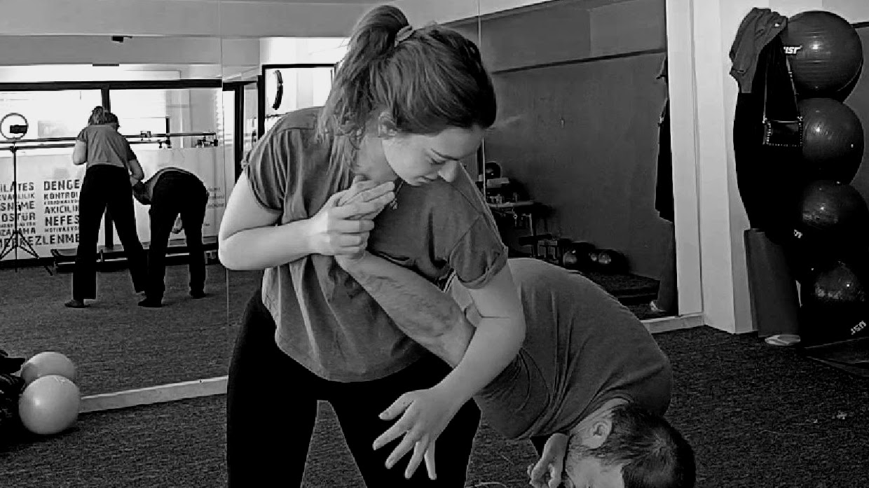 adınlara Özel Krav Maga ve Öz savunma Teknikleri Kursu İzmir